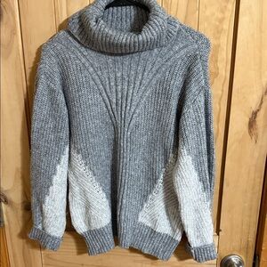 Simply Vera Vera Wang Gray and White Cowl Neck Sweater